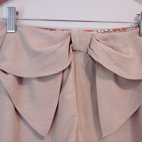 Anthropologie Elevenses Beige Tan Bow Front Flowy Shorts Size Zero 0 NWOT - Picture 3 of 11